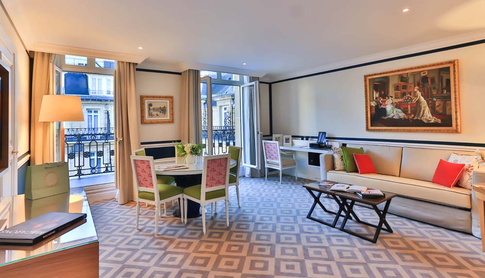 Two Bedroom Deluxe Suite - Le Claridge patio view