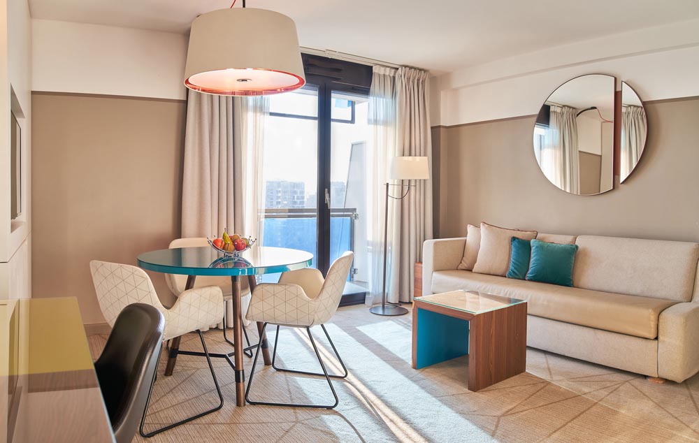 One Bedroom Deluxe Apartment