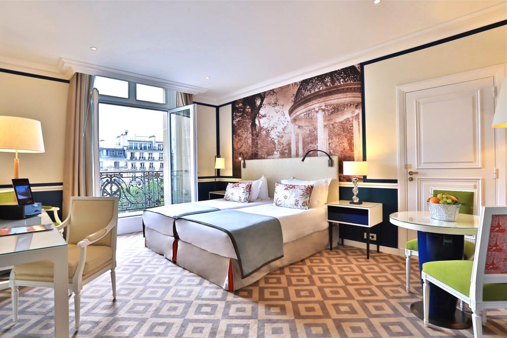 Executive Suite - Champs-Elysées view